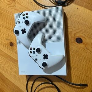 Xbox One S White Gaming Console with Controllers
